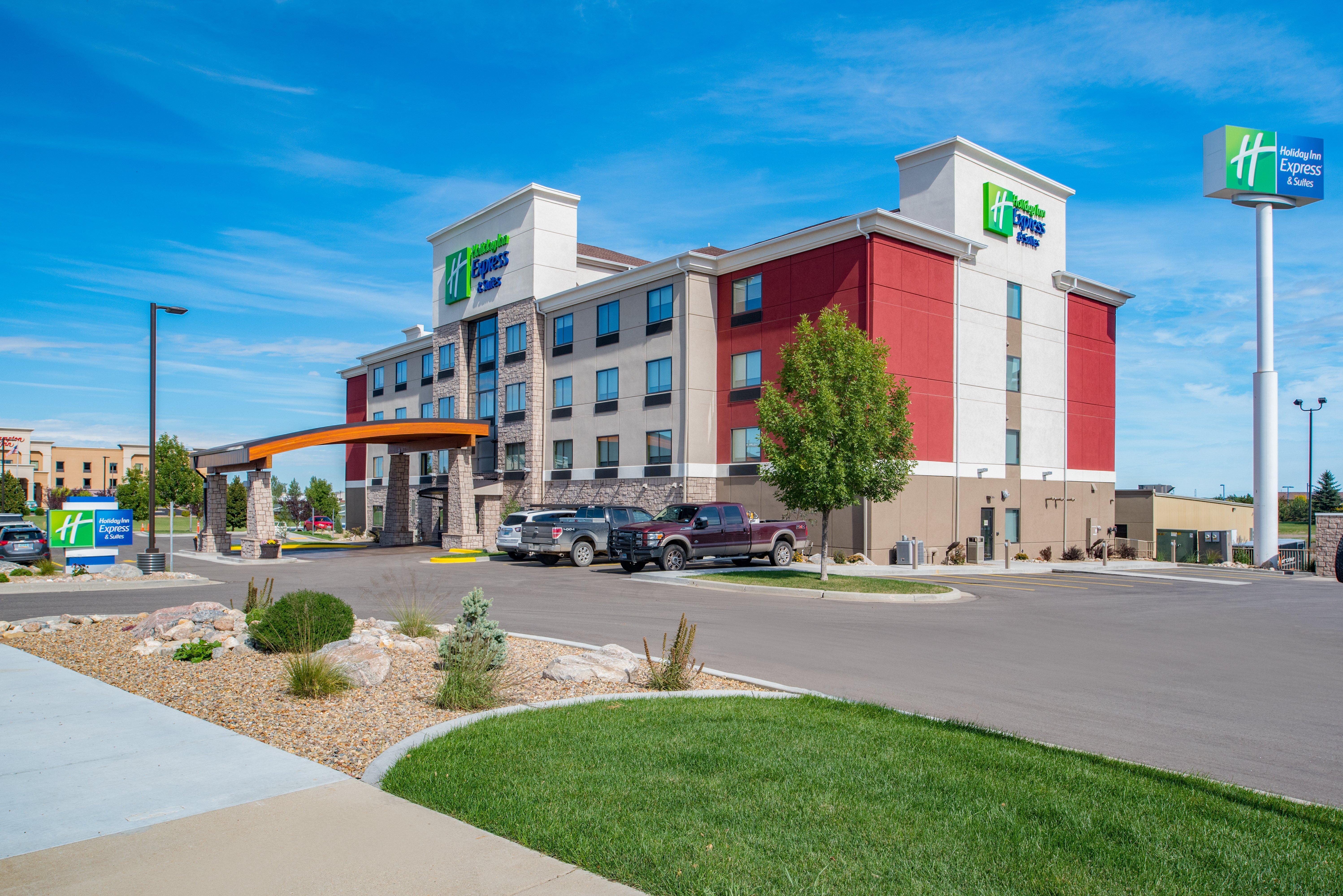 Holiday Inn Express Hotel & Suites Bismarck By Ihg Dış mekan fotoğraf